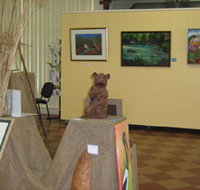 Maryborough Art Society Inc. - Lismore Accommodation