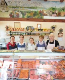 Mentges Master Meats - Lismore Accommodation 0
