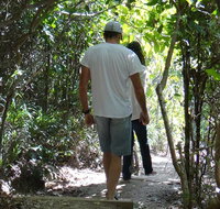 Three Sisters walking track - Lismore Accommodation