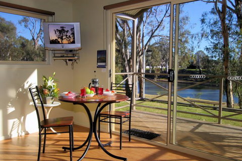 BIG4 Deniliquin Holiday Park - Lismore Accommodation 3