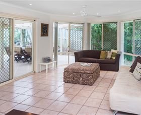 At Theme Park Central Holiday House - Lismore Accommodation 3