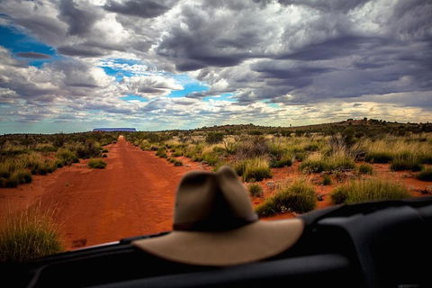 Mount Conner 4WD Small Group Tour From Ayers Rock Including Dinner - Lismore Accommodation 2