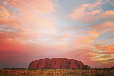 Half-Day Sunrise Tour Of Uluru From Yulara - Lismore Accommodation 1