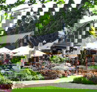 Waves Waterfalls and Wineries Full-Day Southern Highlands Private Tour - Lismore Accommodation