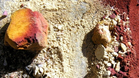 Ochre Pits - Lismore Accommodation 1