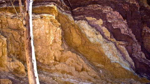 Ochre Pits - Lismore Accommodation 2