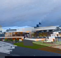 Varias Restaurant and Function Centre at the Queensland College of Wine Tourism - Lismore Accommodation