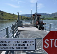 Wymah Ferry - Lismore Accommodation