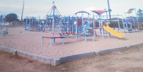 Edithburgh Playground - Lismore Accommodation 0