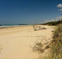 Tallow Beach - Lismore Accommodation