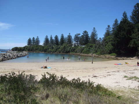Bruce Steer Pool - Lismore Accommodation 1