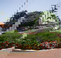 Yeppoon War Memorial - Lismore Accommodation