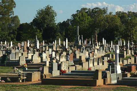 Benalla Cemetery Historical Walk - Lismore Accommodation 1