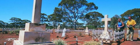 Old Pioneer Cemetery Coolgardie - Lismore Accommodation 0