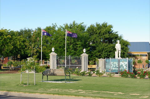 WW1 Memorial Park - Lismore Accommodation 1