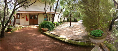 Yallingup Galleries - Lismore Accommodation 0