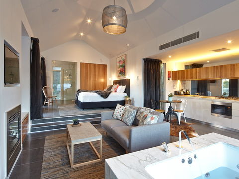 Hepburn Bathhouse & Spa - Lismore Accommodation 1