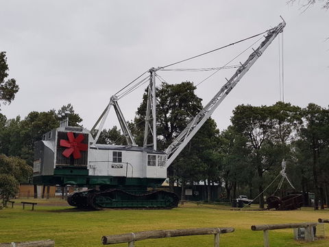 Coleambally Bucyrus Erie Dragline Excavator - Lismore Accommodation 0