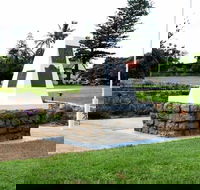 Dunwich War Memorial - Lismore Accommodation