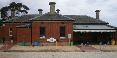 Gallery 127 - Lismore Accommodation 1