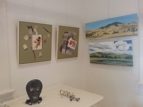 Gallery 127 - Lismore Accommodation 2
