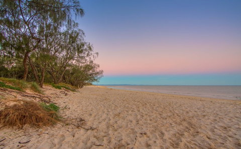 Red Beach - Lismore Accommodation 2