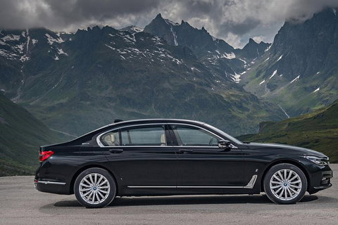 BMW Car Melbourne Airport To CBD - Lismore Accommodation 5