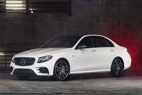 Town Car Hire Melbourne Airport To CBD - Lismore Accommodation 2