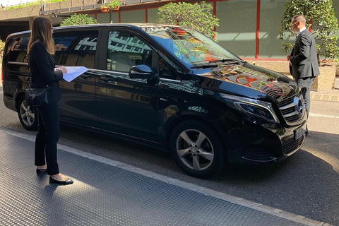 Arrival Private Transfer Melbourne Airport MEL To Melbourne City By Luxury Van - Lismore Accommodation 3