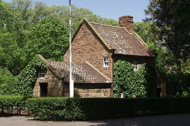 Cooks' Cottage - Lismore Accommodation 0