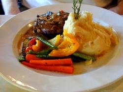 Benowa Tavern - Lismore Accommodation 1