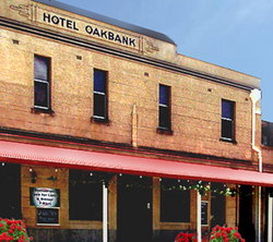 Oakbank Hotel - Lismore Accommodation 2