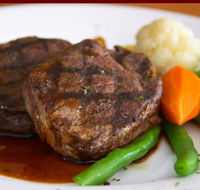 R. G. Mcgees Hotel Restaurant - Lismore Accommodation