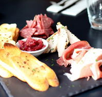 Watt Modern Dining - Lismore Accommodation