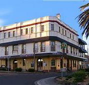 The Grand Hotel - Kiama - Lismore Accommodation
