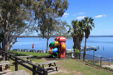 The Beachcomber Hotel - Lismore Accommodation 2