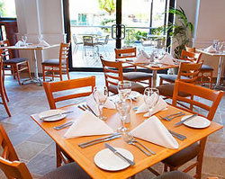 Chifley Albury - Lismore Accommodation 2