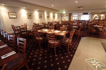 Hibernian Hotel Beechworth - Lismore Accommodation 2