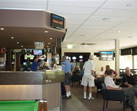 Queanbeyan Golf Club - Lismore Accommodation 1