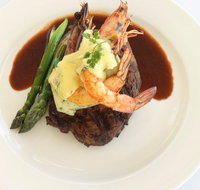 Helm Bar and Bistro - Lismore Accommodation