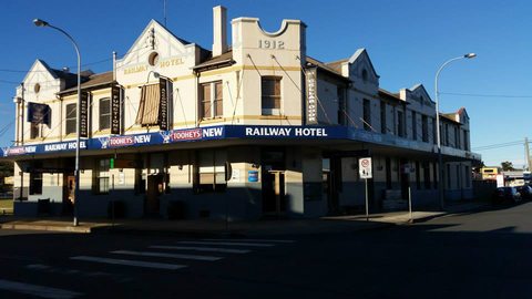 Railway Hotel - Lismore Accommodation 1