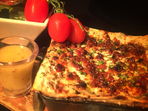 Viva La Vida Wine & Tapas Bar - Lismore Accommodation 3