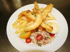 Limani Seafood Restaurant - Lismore Accommodation 4