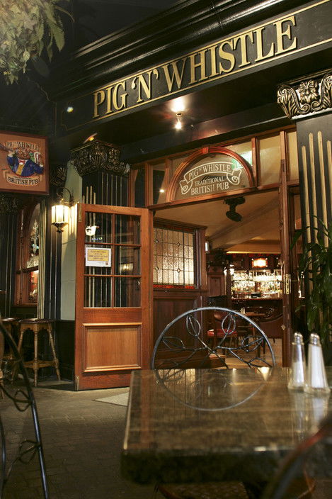 Pig N Whistle British Pub Indooroopilly - Lismore Accommodation 3