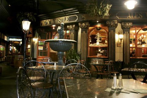 Pig N Whistle British Pub Indooroopilly - Lismore Accommodation 4