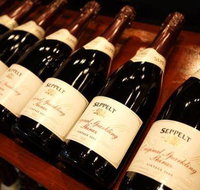 Empire Bay Cellars - Lismore Accommodation