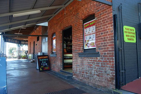 Grand Hotel - Lismore Accommodation 1