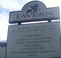 Glass House Mountains Tavern - Lismore Accommodation