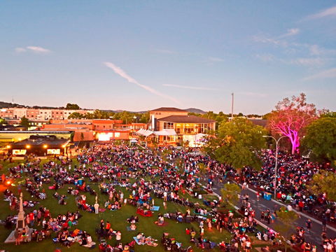 Albury Carols By Candlelight - Lismore Accommodation 1