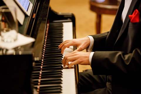 Variety Of Stars Gala - Lismore Accommodation 2